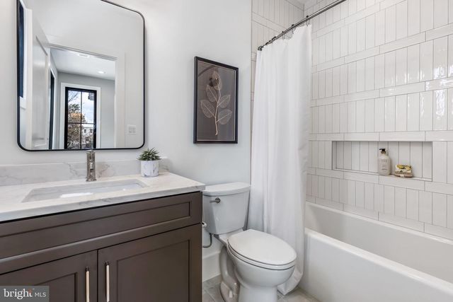 5206 12TH ST N, Arlington, VA 22205