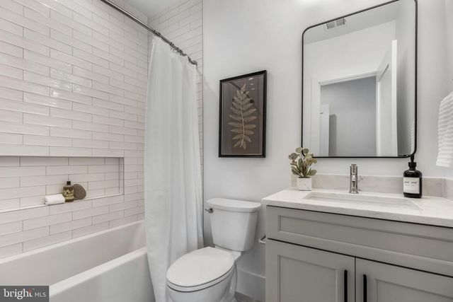 5206 12TH ST N, Arlington, VA 22205