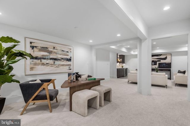 5206 12TH ST N, Arlington, VA 22205