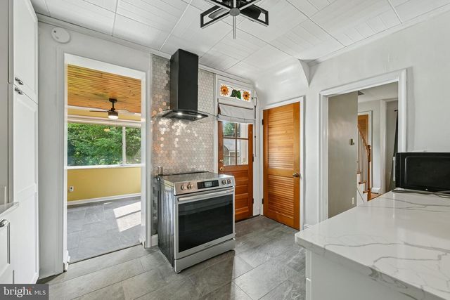 5811 EDMONDSON AVE, Catonsville, MD 21228