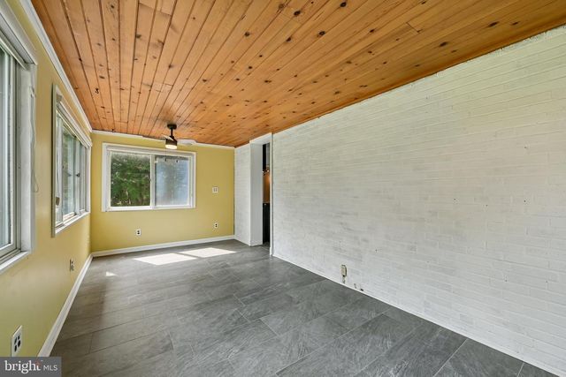 5811 EDMONDSON AVE, Catonsville, MD 21228