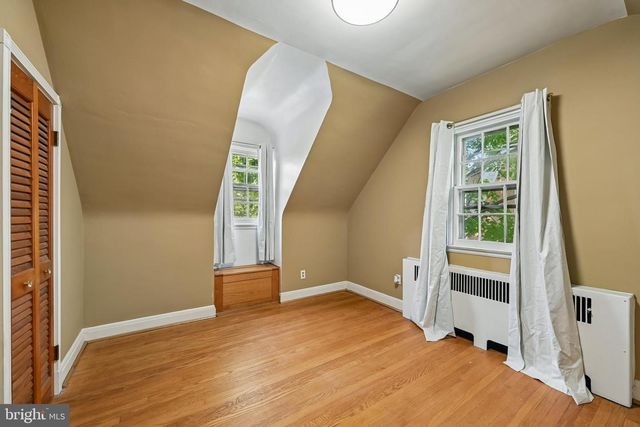 5811 EDMONDSON AVE, Catonsville, MD 21228