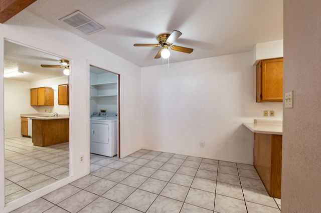 2900 Vista Del Rey NE UNIT 25B, Albuquerque, NM 87112
