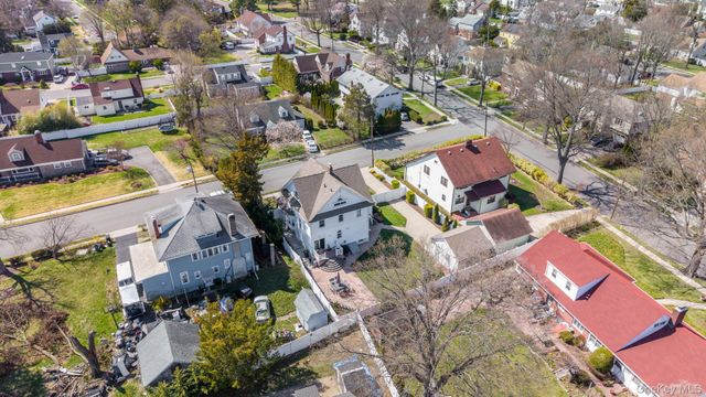 3 Columbia Street, Westbury, NY 11590
