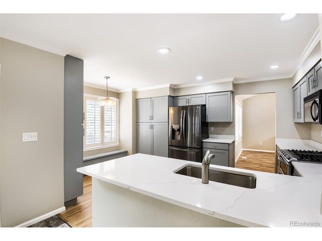 2152 S Eldridge St, Lakewood, CO 80228