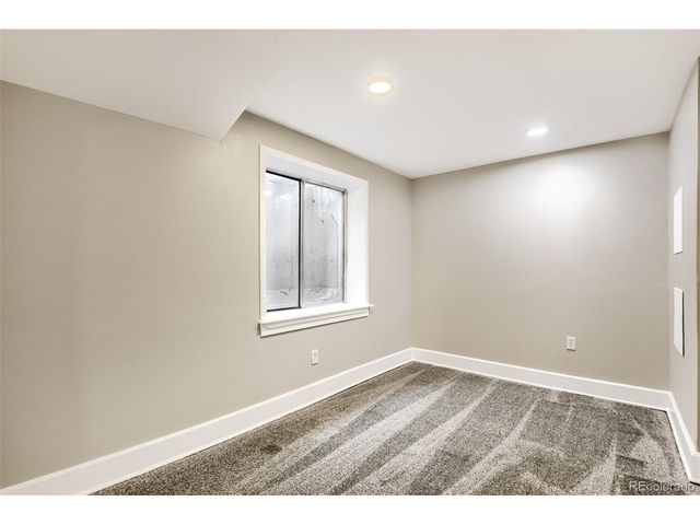 2152 S Eldridge St, Lakewood, CO 80228