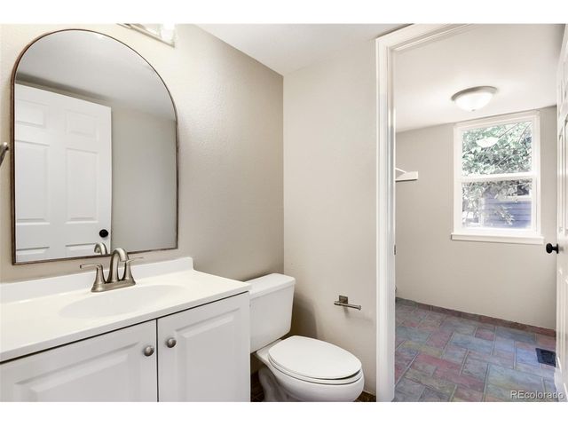 2152 S Eldridge St, Lakewood, CO 80228
