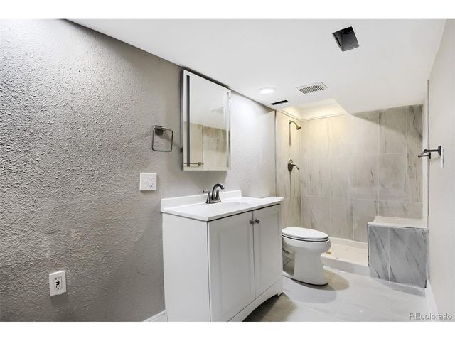2152 S Eldridge St, Lakewood, CO 80228