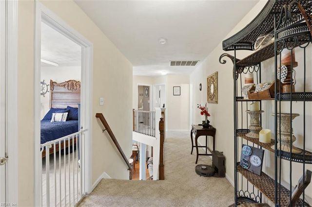 3025 Crossings DR, Chesapeake, VA 23321