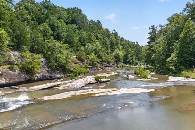 125 Chauga Shoals Drive, Westminster, SC 29693