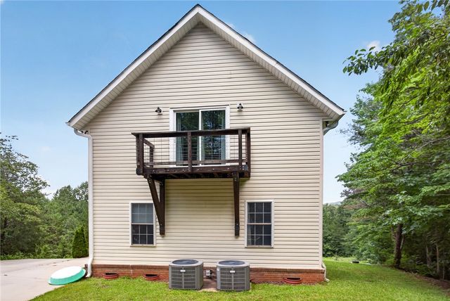 125 Chauga Shoals Drive, Westminster, SC 29693