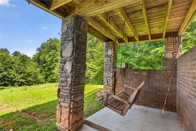 125 Chauga Shoals Drive, Westminster, SC 29693