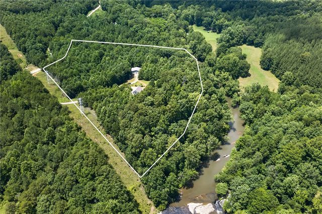 125 Chauga Shoals Drive, Westminster, SC 29693