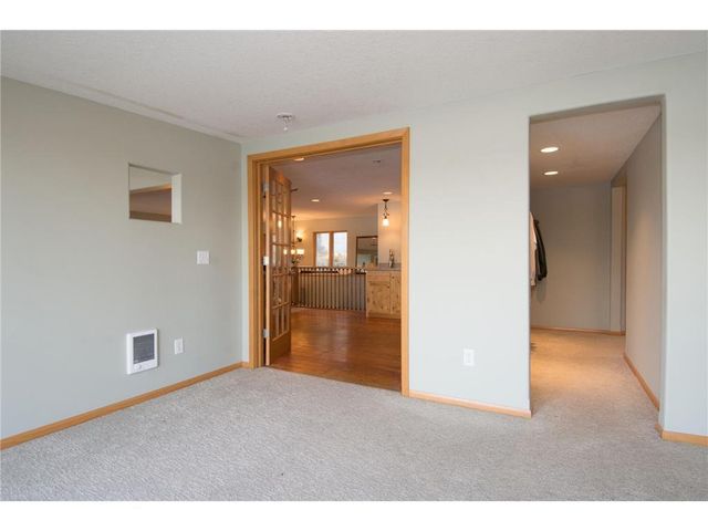 33497 Cobalt Circle NW, Cambridge, MN 55008