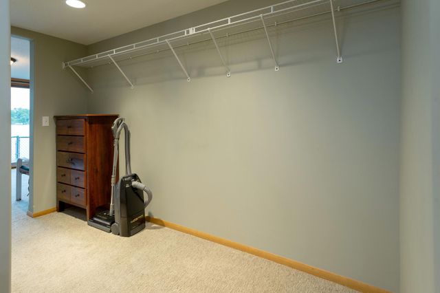 33497 Cobalt Circle NW, Cambridge, MN 55008