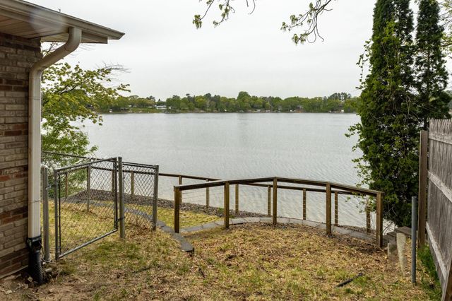 33497 Cobalt Circle NW, Cambridge, MN 55008