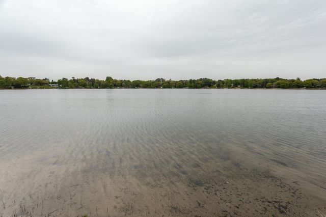 33497 Cobalt Circle NW, Cambridge, MN 55008