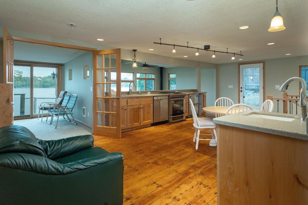 33497 Cobalt Circle NW, Cambridge, MN 55008 — photo 5