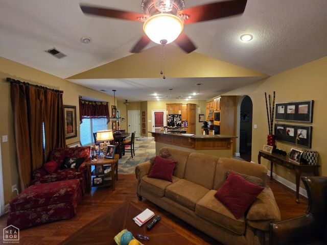 2301 Country Club Road, Paragould, AR 72450