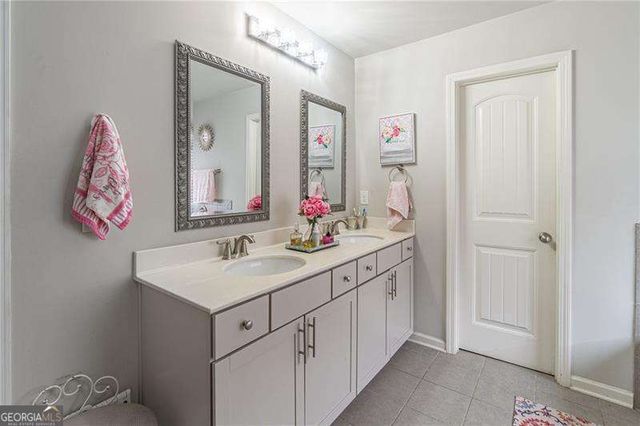 5381 Silver Woods Walk, Powder Springs, GA 30127