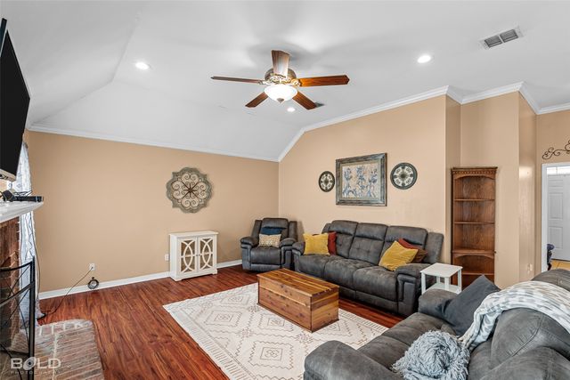 2103 Sandhurst Street, Bossier City, LA 71111