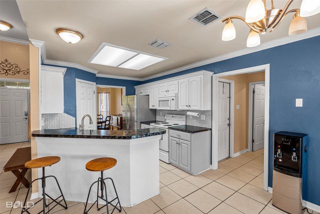 2103 Sandhurst Street, Bossier City, LA 71111