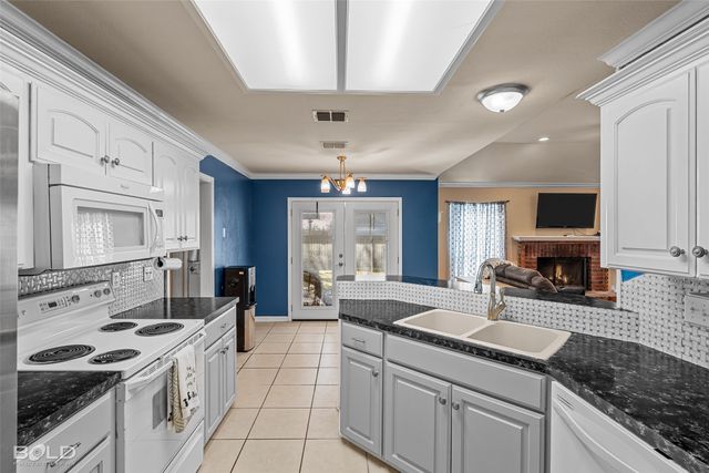 2103 Sandhurst Street, Bossier City, LA 71111