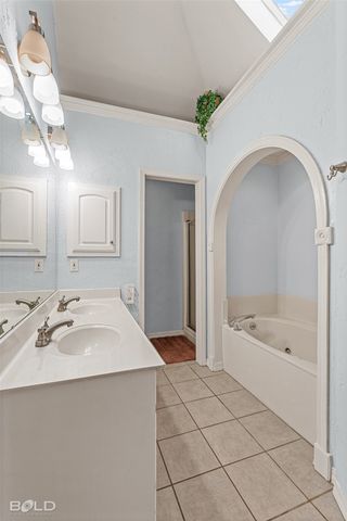 2103 Sandhurst Street, Bossier City, LA 71111