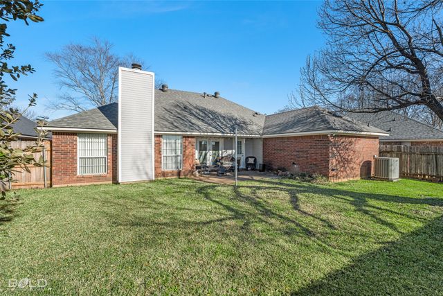 2103 Sandhurst Street, Bossier City, LA 71111