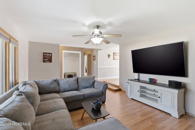 1932 11th Avenue, Toms River, NJ 08757