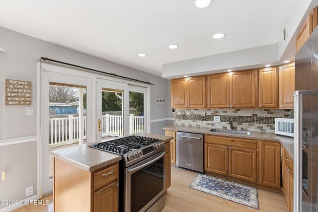 1932 11th Avenue, Toms River, NJ 08757