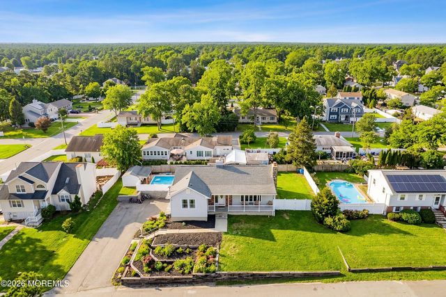 1932 11th Avenue, Toms River, NJ 08757