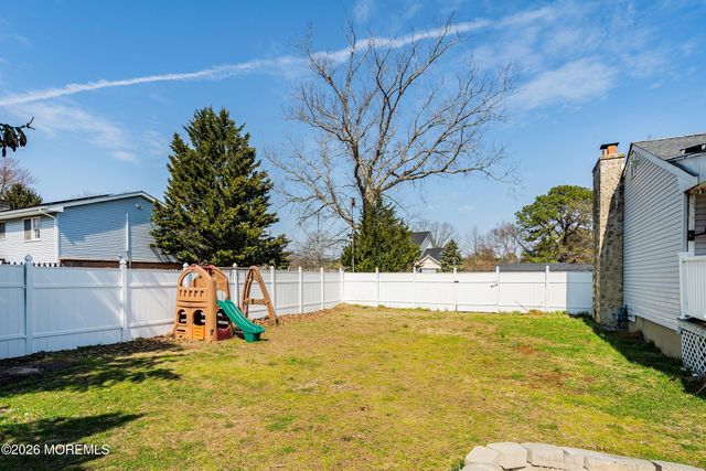 1932 11th Avenue, Toms River, NJ 08757