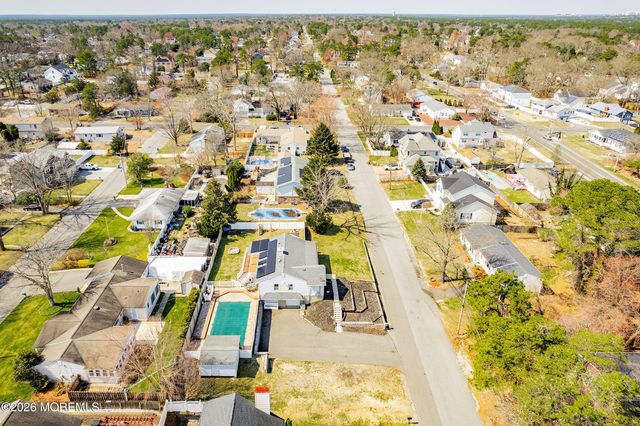 1932 11th Avenue, Toms River, NJ 08757