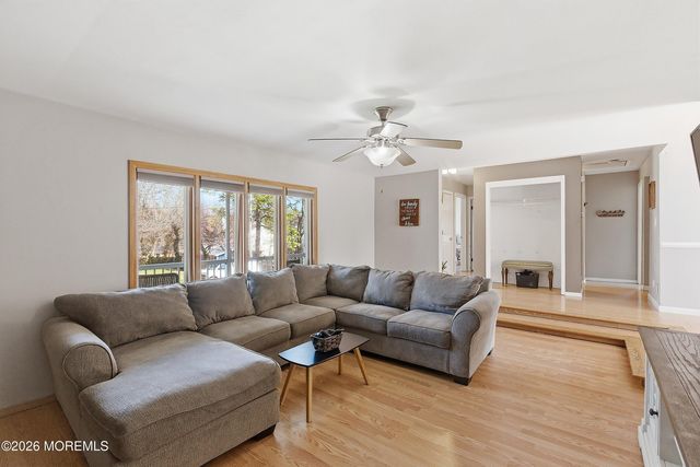 1932 11th Avenue, Toms River, NJ 08757