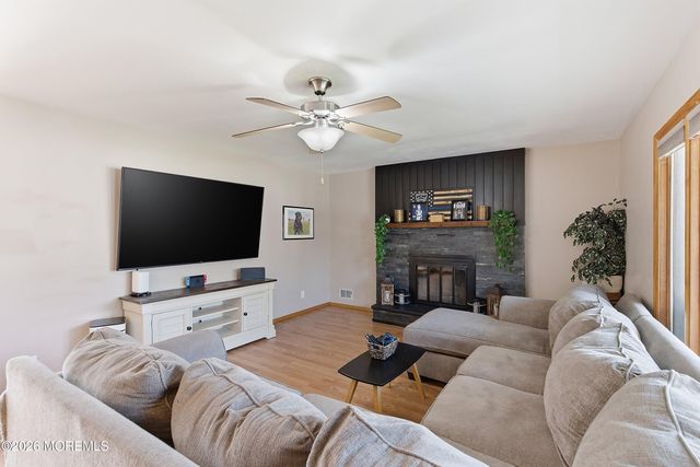 1932 11th Avenue, Toms River, NJ 08757