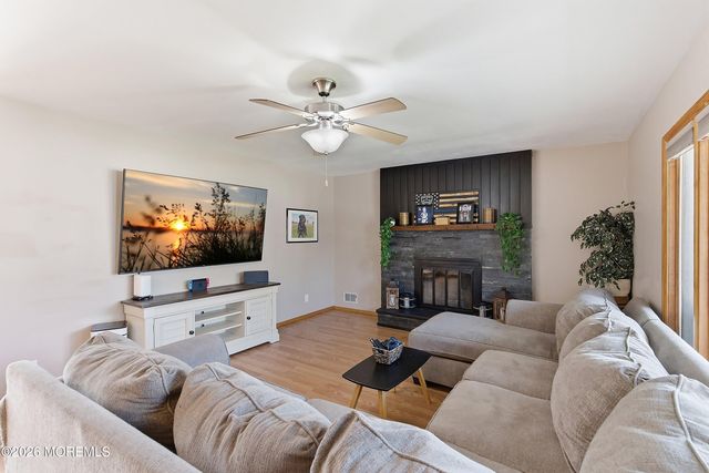 1932 11th Avenue, Toms River, NJ 08757