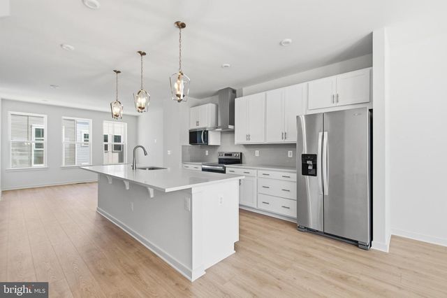 18002 ALICIA AVE, Dumfries, VA 22026