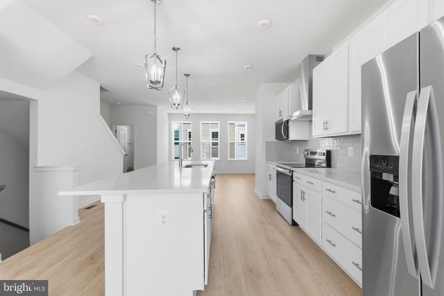 18002 ALICIA AVE, Dumfries, VA 22026
