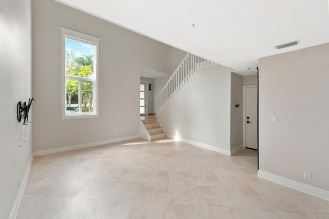 9859 NW 2nd Street, Plantation, FL 33324