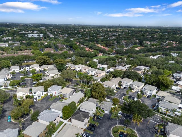 9859 NW 2nd Street, Plantation, FL 33324