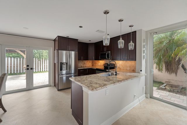 9859 NW 2nd Street, Plantation, FL 33324