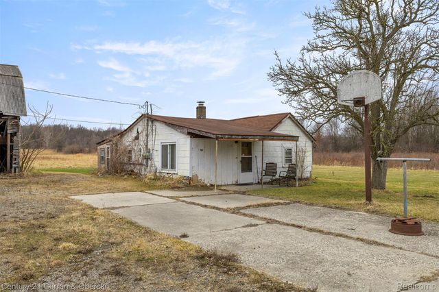 12394 Wahrman Street, Romulus, MI 48174