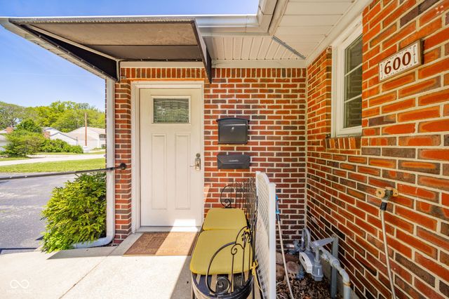 600 N Alden Road, Muncie, IN 47304