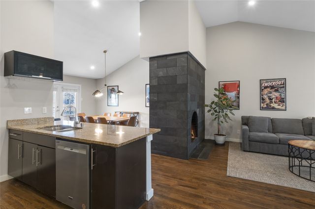 5806 Birchbrook Drive 206, Dallas, TX 75206