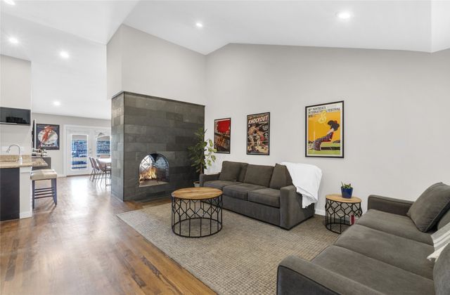 5806 Birchbrook Drive 206, Dallas, TX 75206