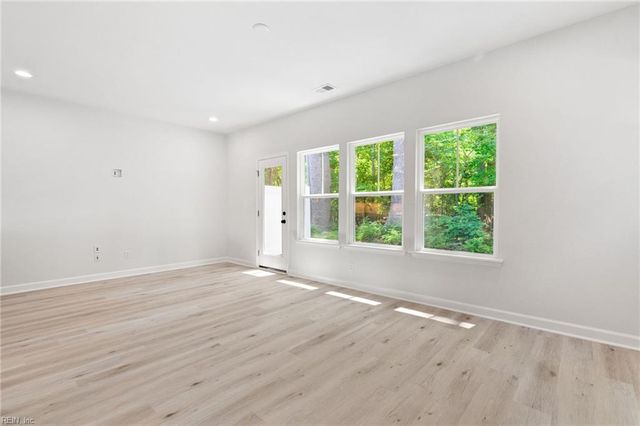 1008 Serene Rd Unit 100, Suffolk, VA 23435