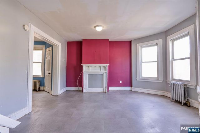 144 Steuben, East Orange, NJ 07018