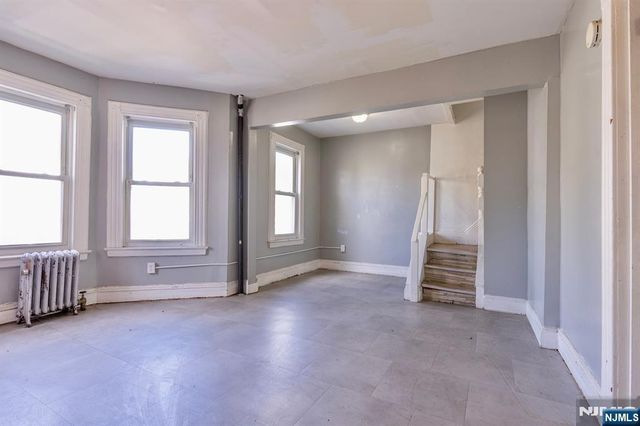 144 Steuben, East Orange, NJ 07018