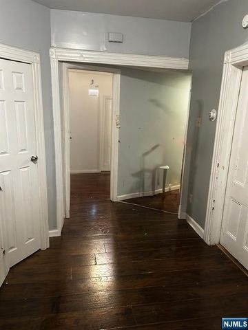 144 Steuben, East Orange, NJ 07018